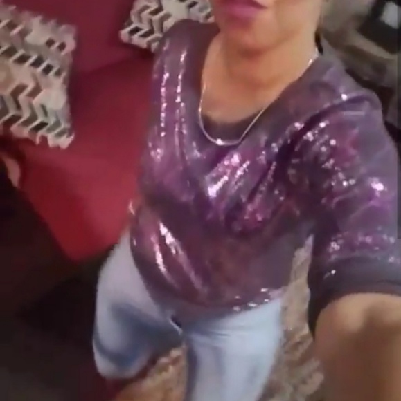 Express xs  sequin sweatshirt - Picture 4 of 9